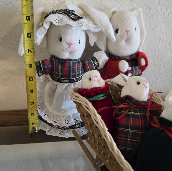 Vintage 6 piece sock bunnies holiday decor set. Mint Condition. - Picture 10 of 14